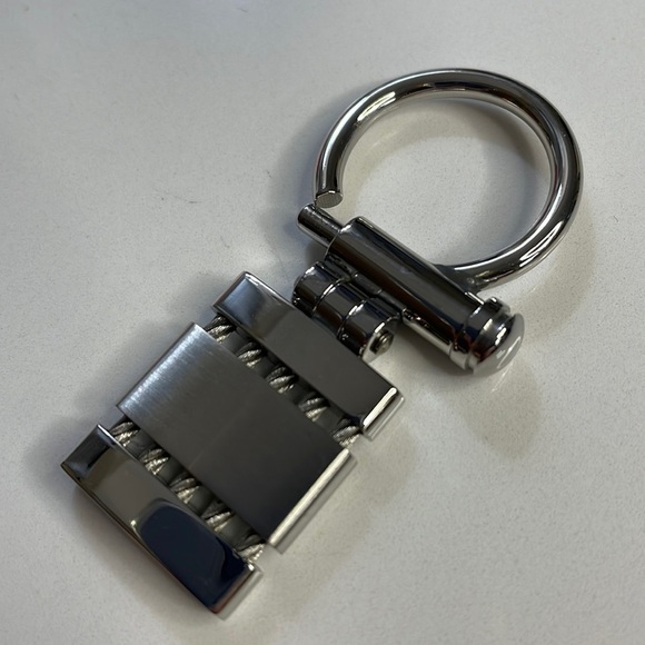 NWOT stainless steel keychain - Picture 1 of 5